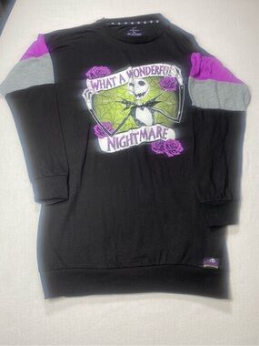 Disney The Nightmare Before Christmas Black Purple Sleep Shirt size Small